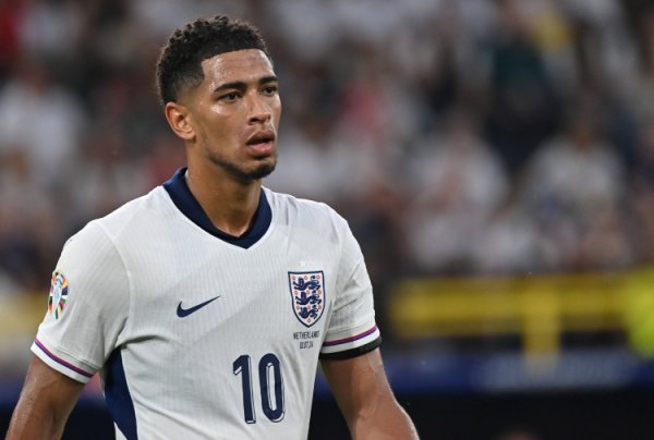 邮报：贝林厄姆已领会英格兰队是一个全体，而不是他加上另外十东说念主